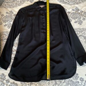 Banana Republic long sleeve silk top black